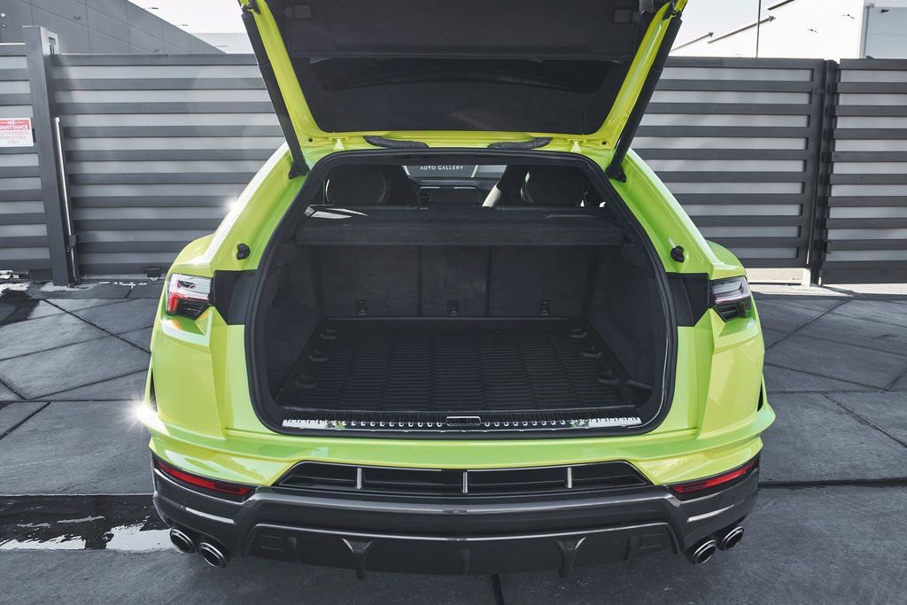 Used 2024 Lamborghini Urus Performante image 24