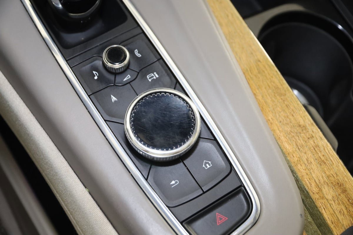 Used 2021 Cadillac Escalade Sport Platinum AWD/4WD image 36
