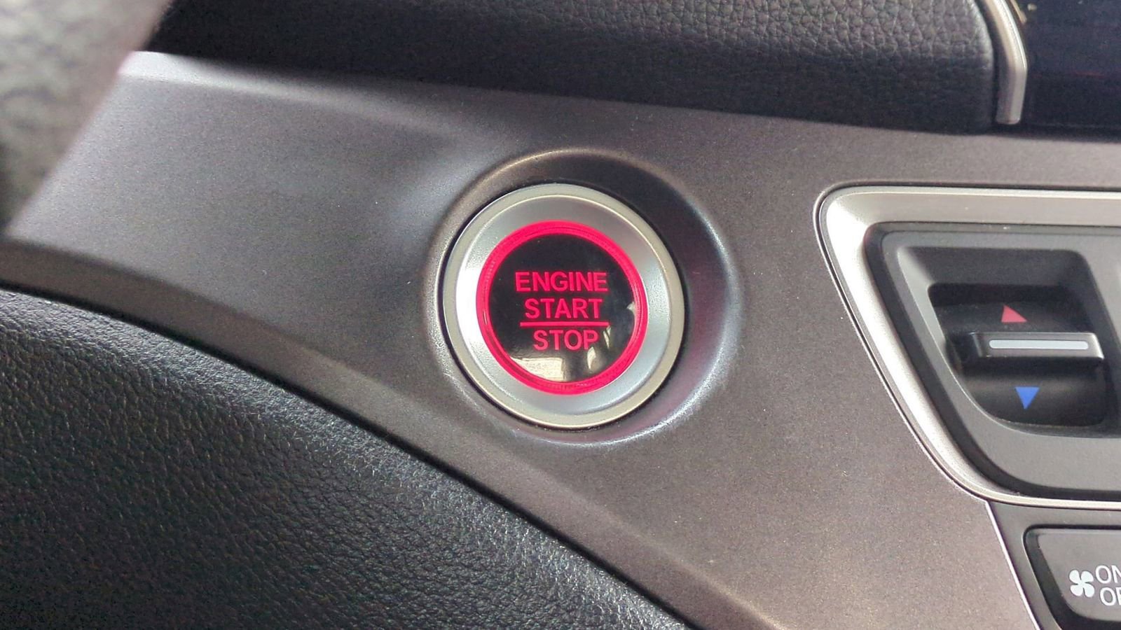 Used 2021 Honda Passport Sport image 27