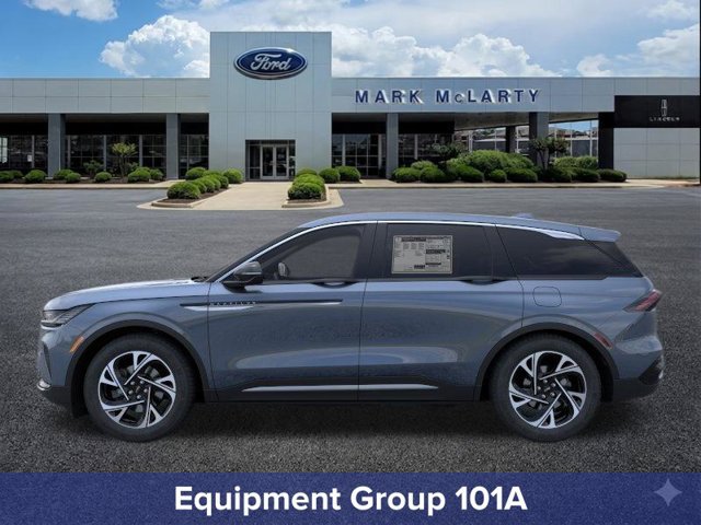 New 2026 Lincoln Nautilus Premier AWD/4WD image 3
