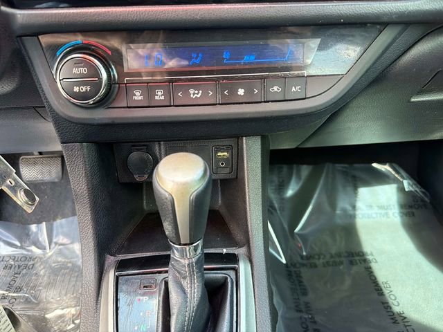 Used 2015 Toyota Corolla S image 22