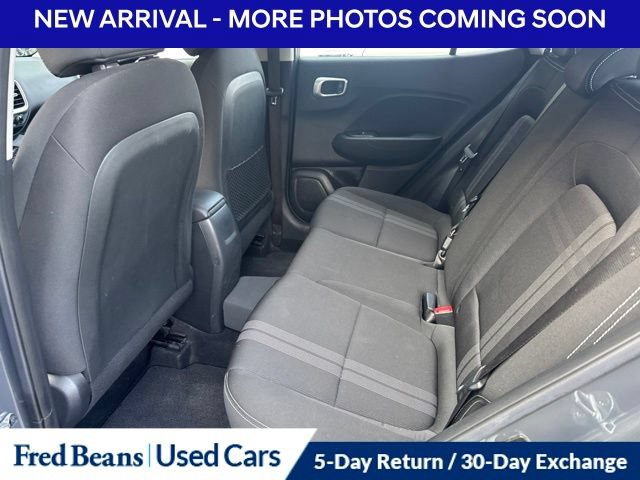 Certified 2023 Hyundai Venue SEL FWD image 12
