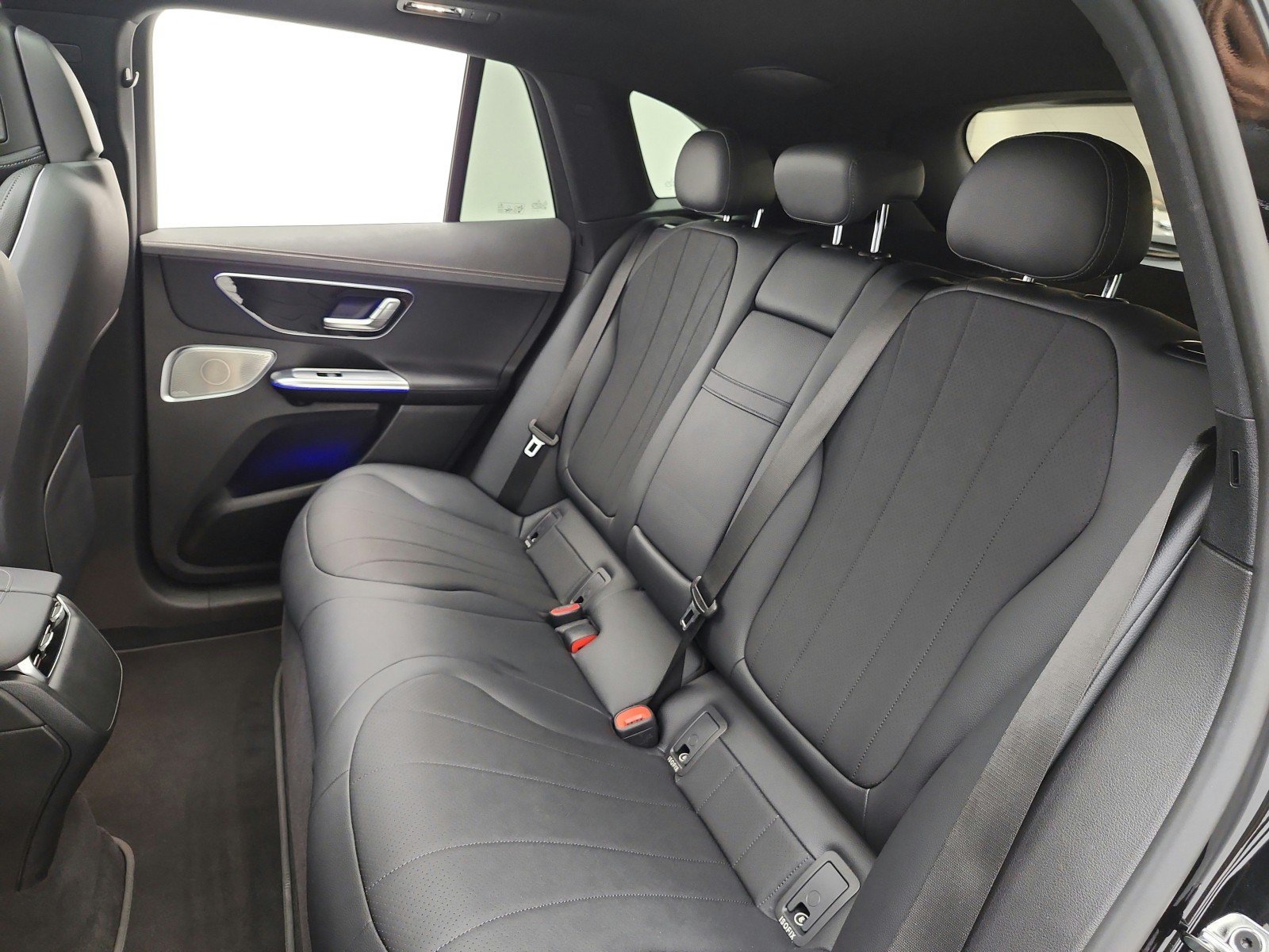 Used 2023 Mercedes-Benz EQE 350+ 4MATIC SUV image 13