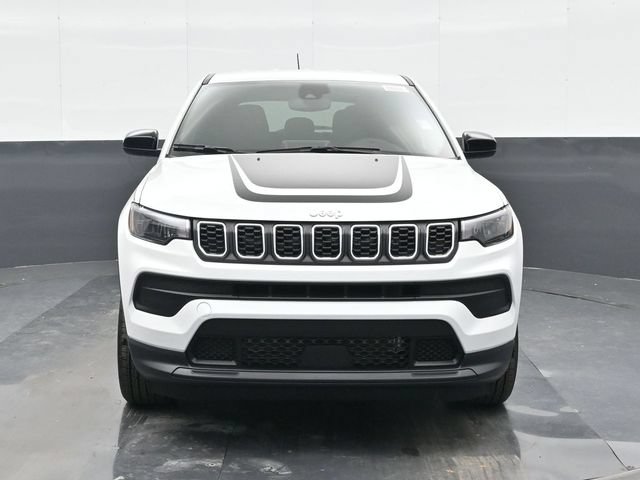 Used 2025 Jeep Compass Sport w/ Mopar Graphics Package AWD/4WD image 24