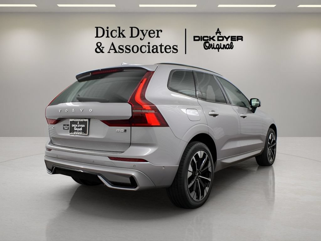 Certified 2026 Volvo XC60 B5 Plus w/ Protection Package Premier AWD/4WD image 3