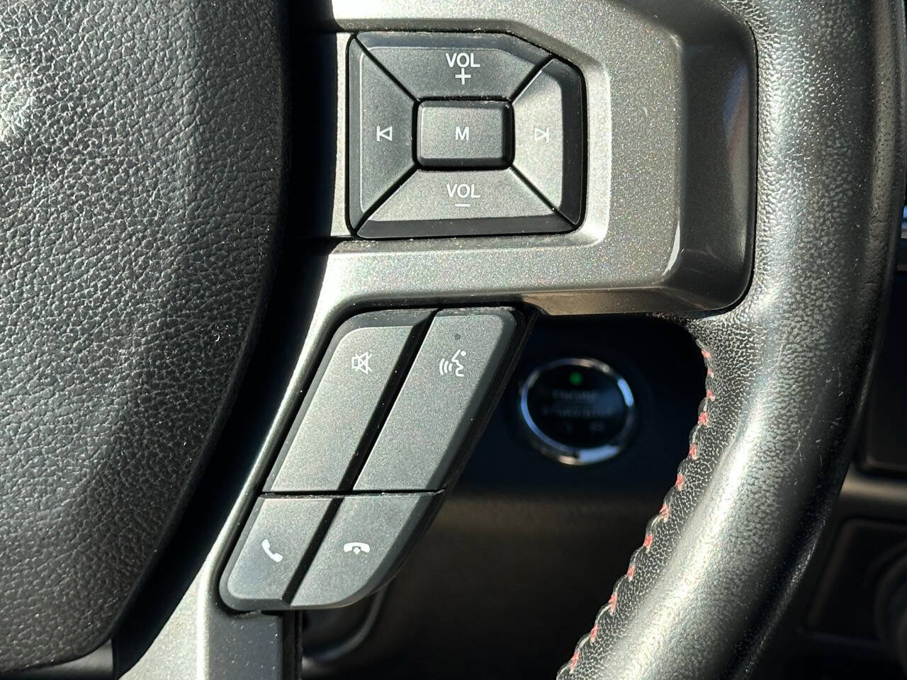 Used 2016 Ford F150 Lariat w/ Equipment Group 502A Luxury AWD/4WD image 36
