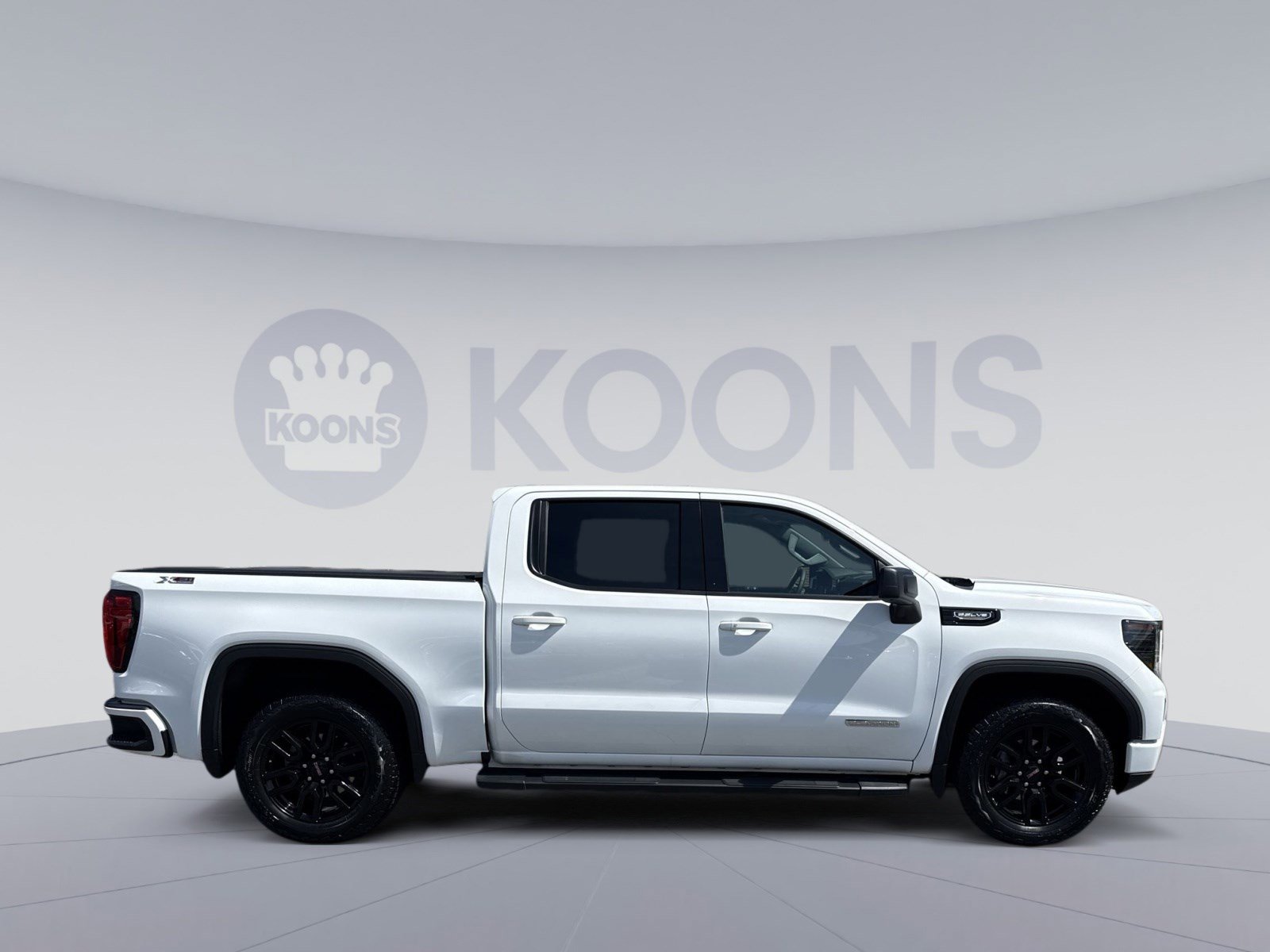 Used 2024 GMC Sierra 1500 Elevation image 8