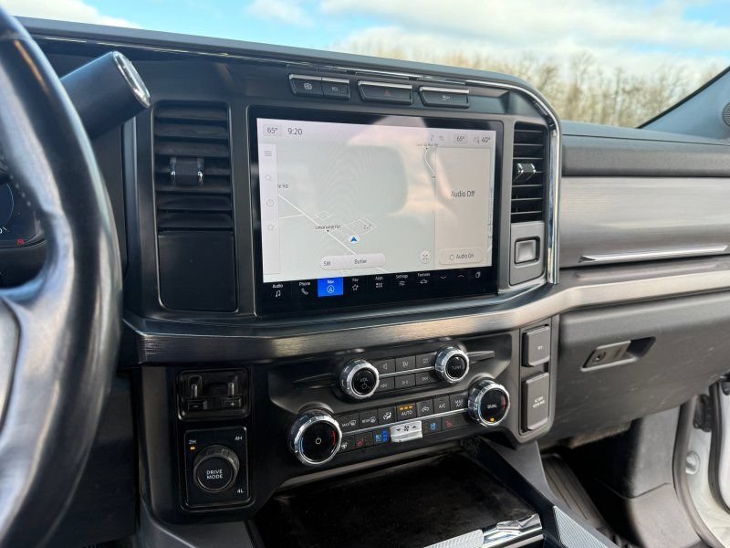 Used 2024 Ford F250 Lariat AWD/4WD image 25