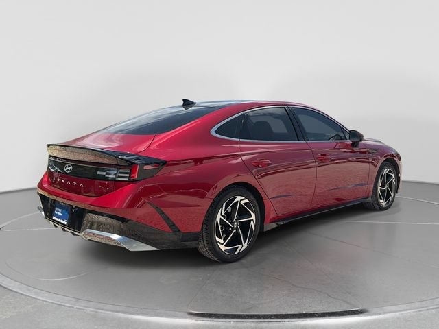 Certified 2024 Hyundai Sonata SEL w/ Convenience Package FWD image 5