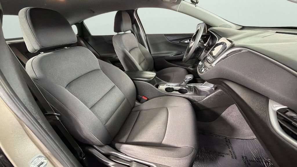 Certified 2024 Chevrolet Malibu LT FWD image 33