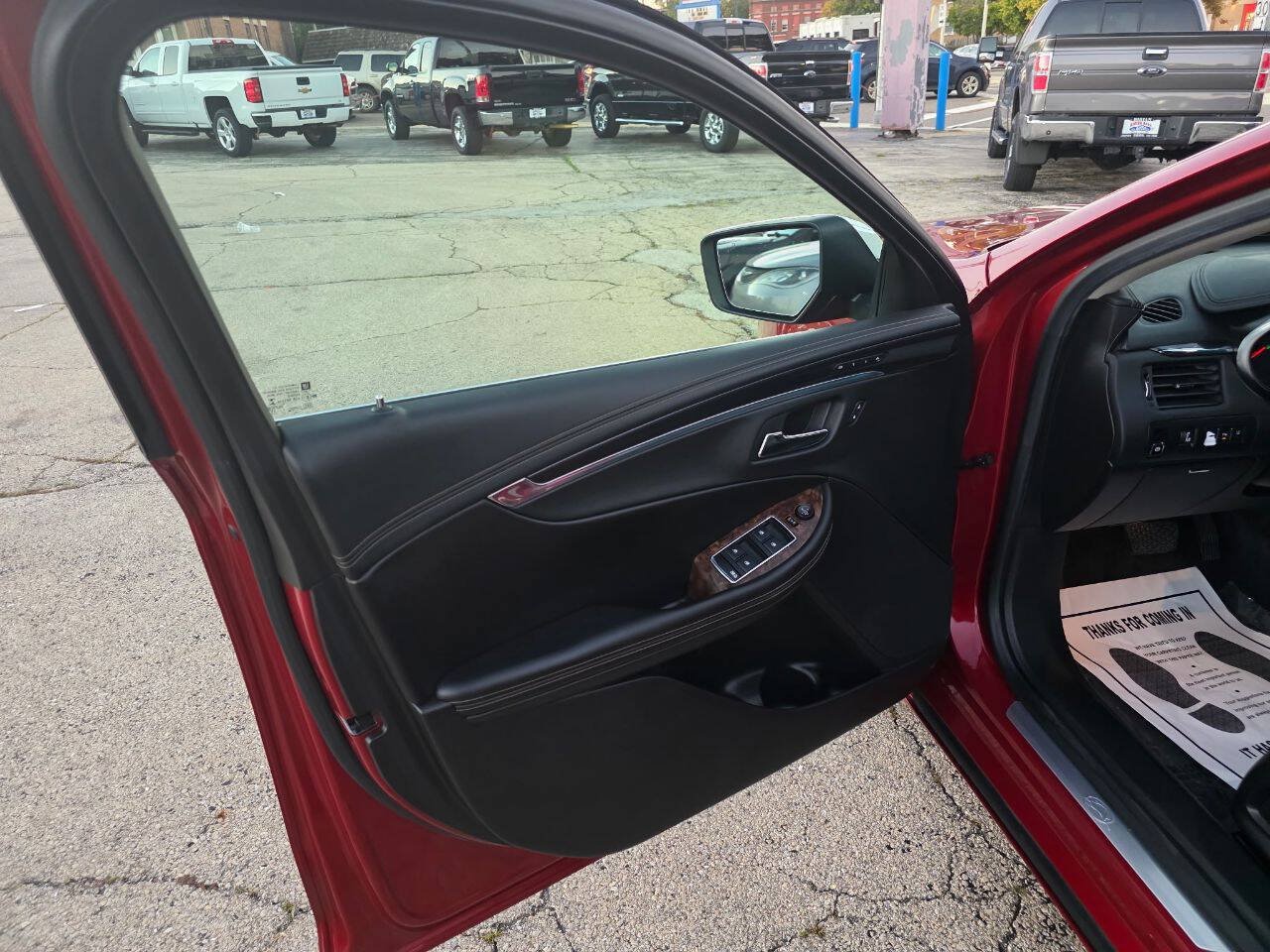 Used 2015 Chevrolet Impala LTZ FWD image 14