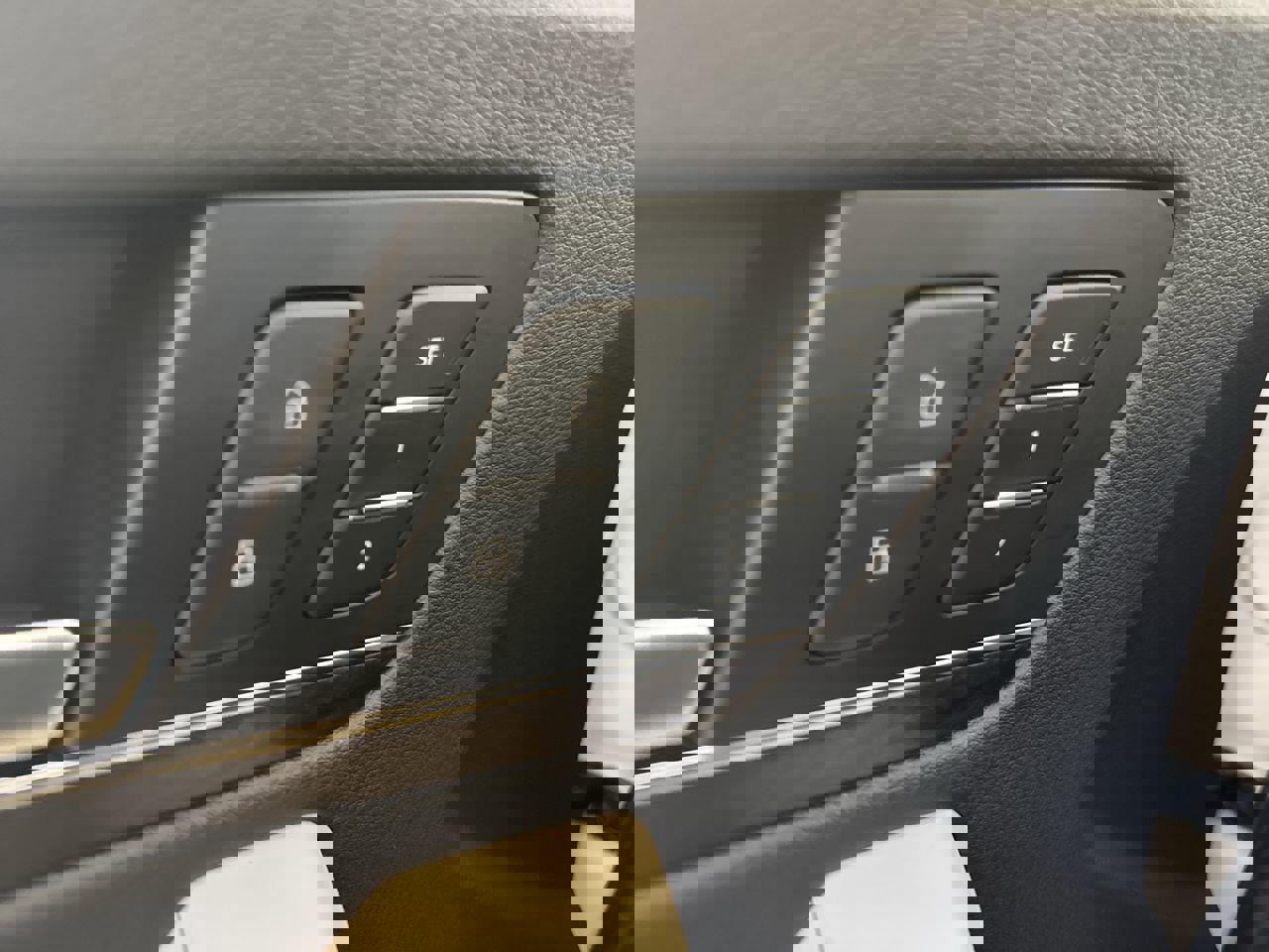 Used 2023 Audi Q5 2.0T Premium w/ Convenience Package image 11