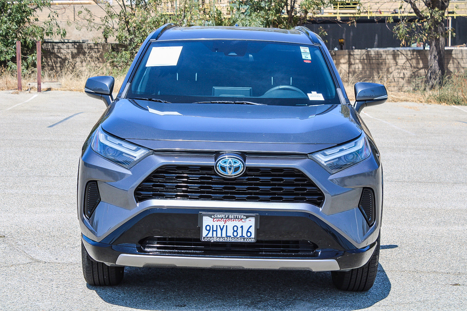 Used 2022 Toyota RAV4 SE w/ Convenience Package AWD/4WD image 2