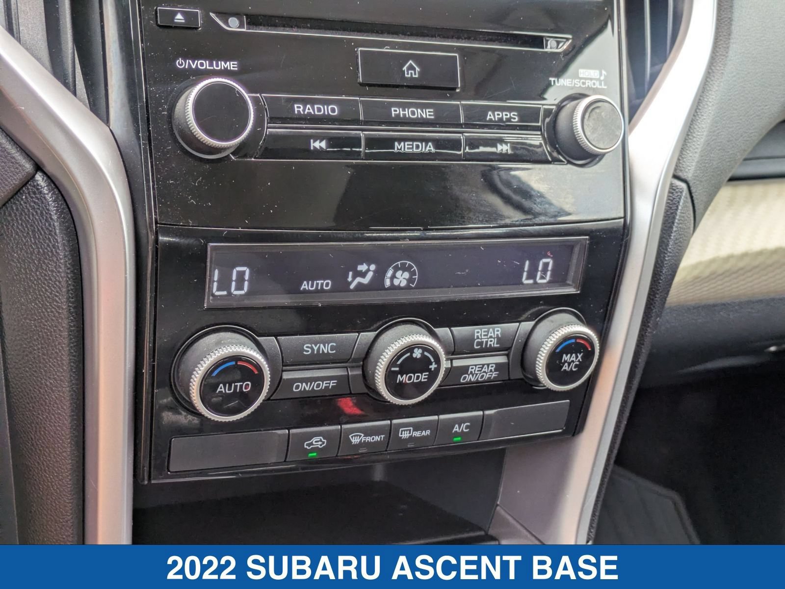 Certified 2022 Subaru Ascent 8-Passenger AWD/4WD image 24
