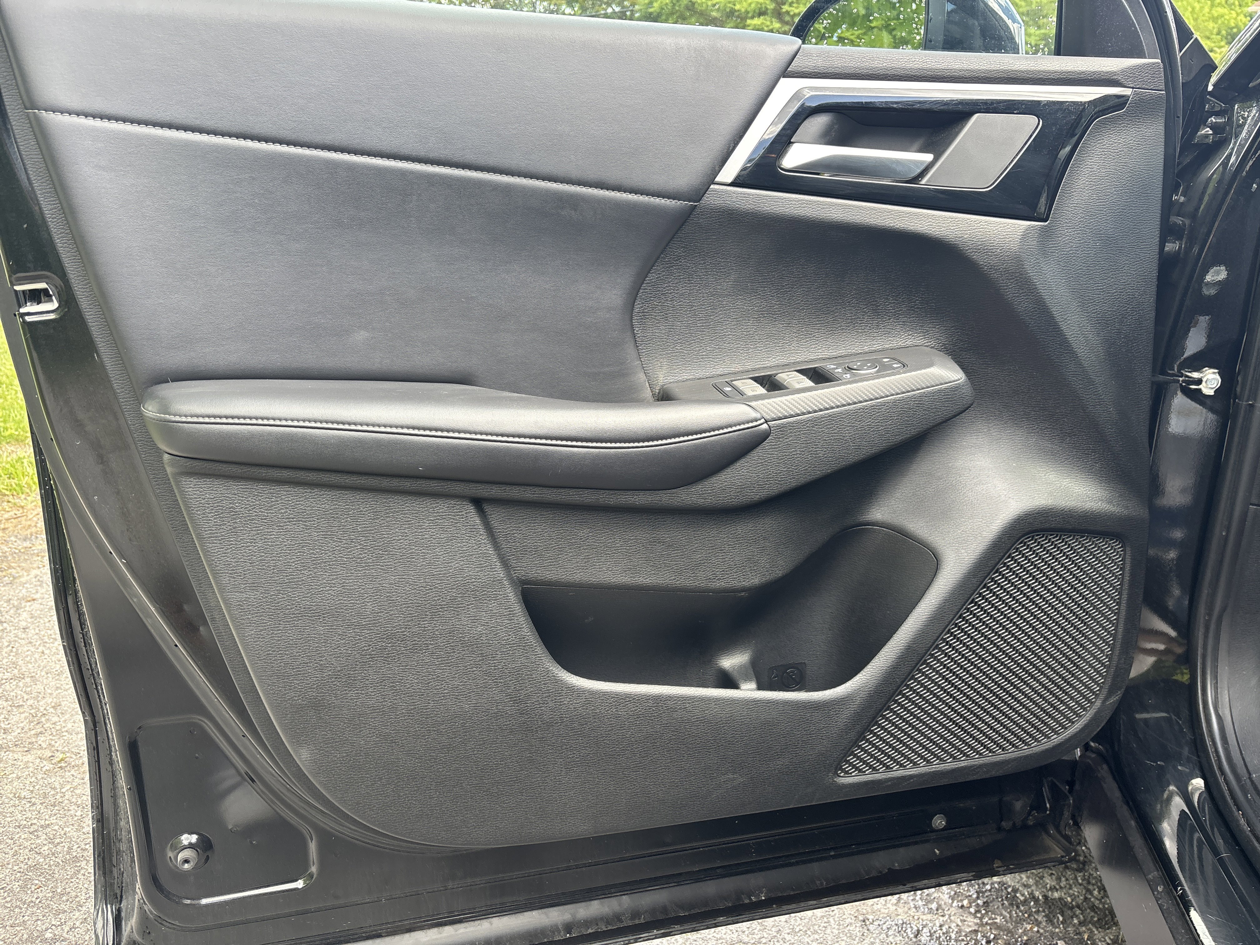 Used 2023 Mitsubishi Outlander Ralliart AWD/4WD image 16