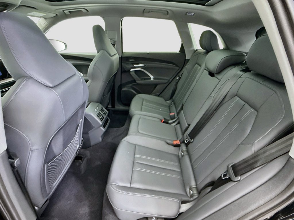 New 2026 Audi Q5 Premium AWD/4WD image 21