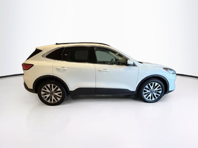 Used 2020 Ford Escape Titanium AWD/4WD image 9