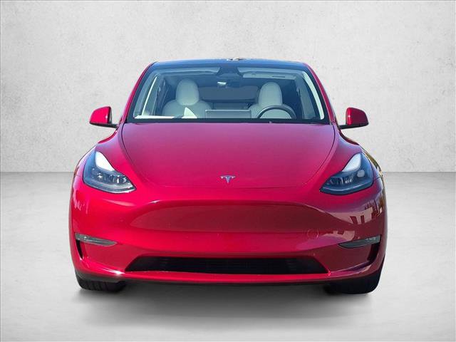 Used 2024 Tesla Model Y Long Range AWD/4WD image 2
