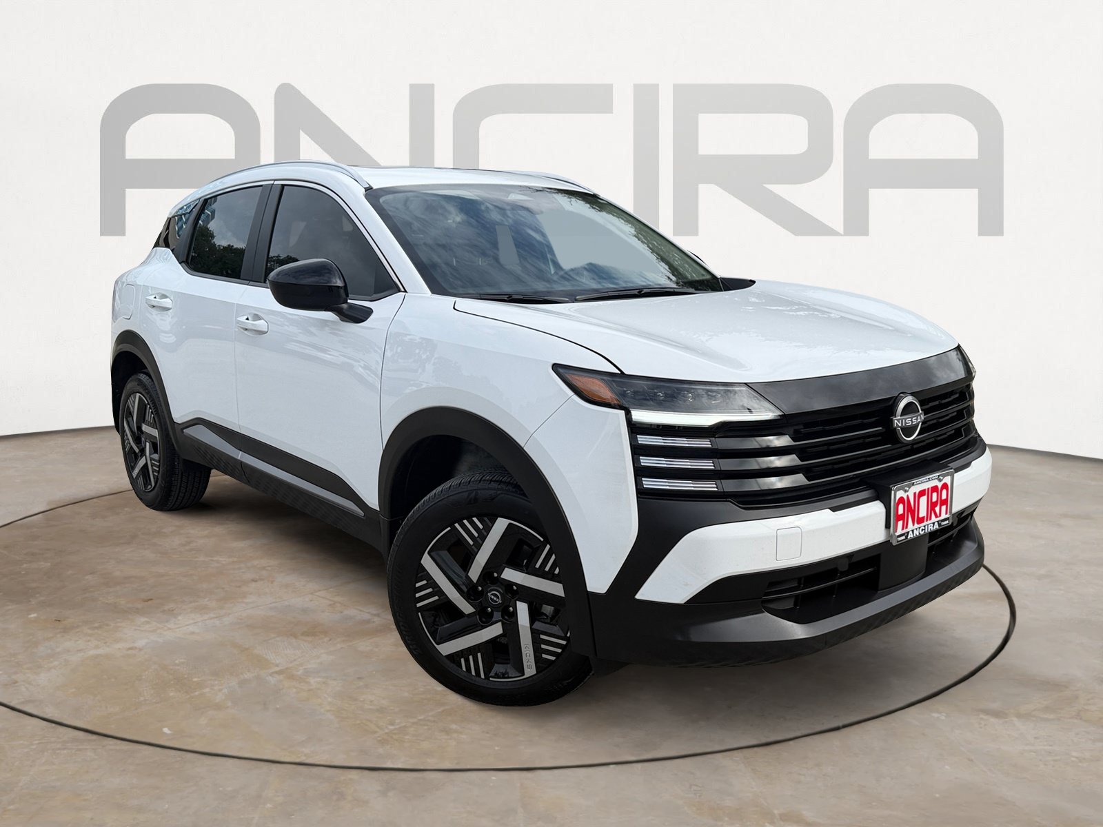 Used 2026 Nissan Kicks SV w/ SV Premium Package FWD image 4