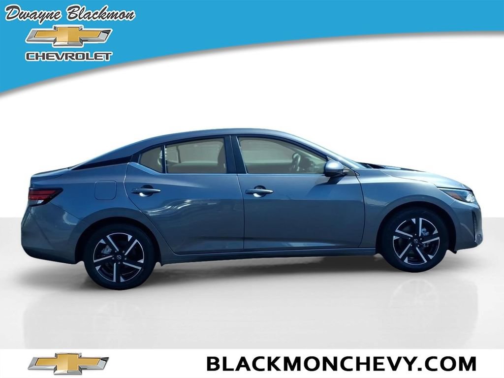 Used 2025 Nissan Sentra SV FWD image 7