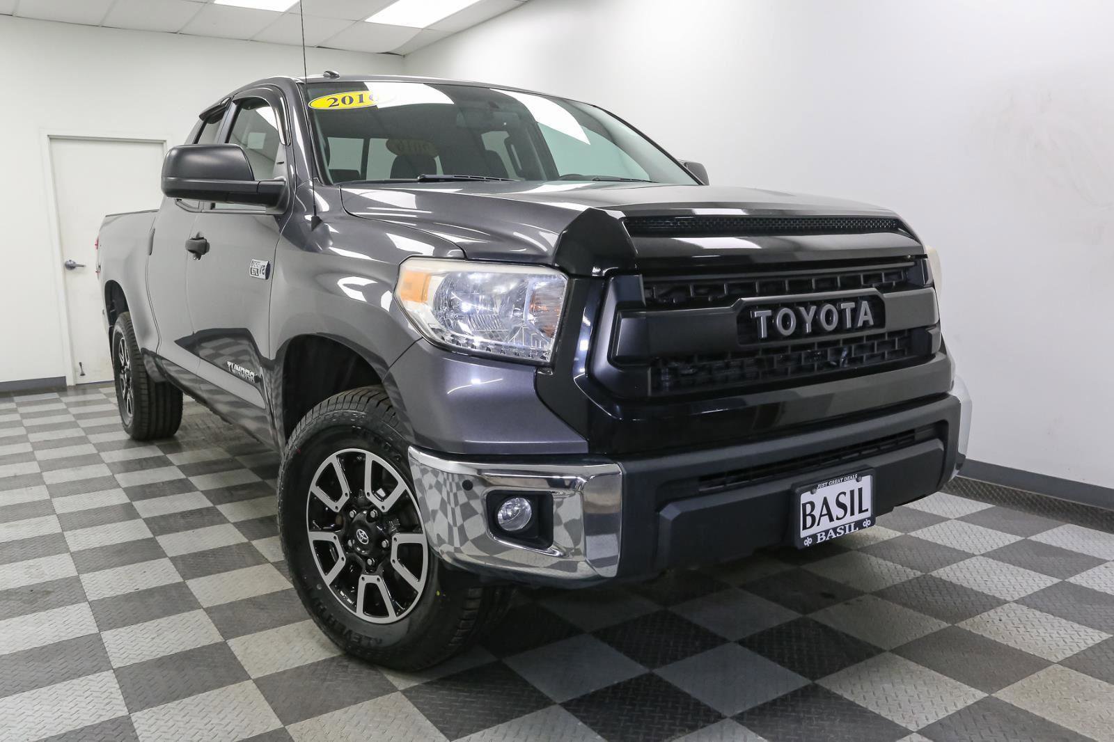 Used 2016 Toyota Tundra SR5 image 2