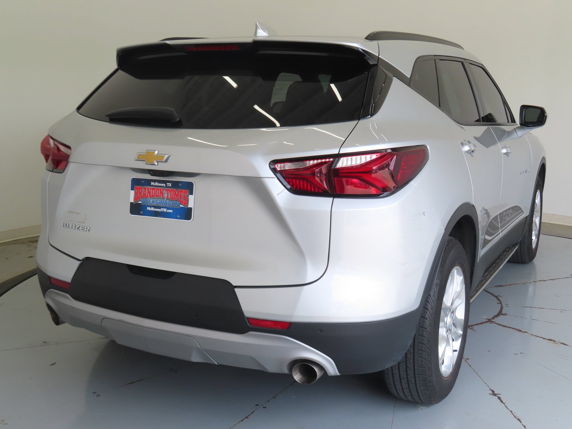 Used 2022 Chevrolet Blazer LT w/ Sound & Technology Package FWD image 3