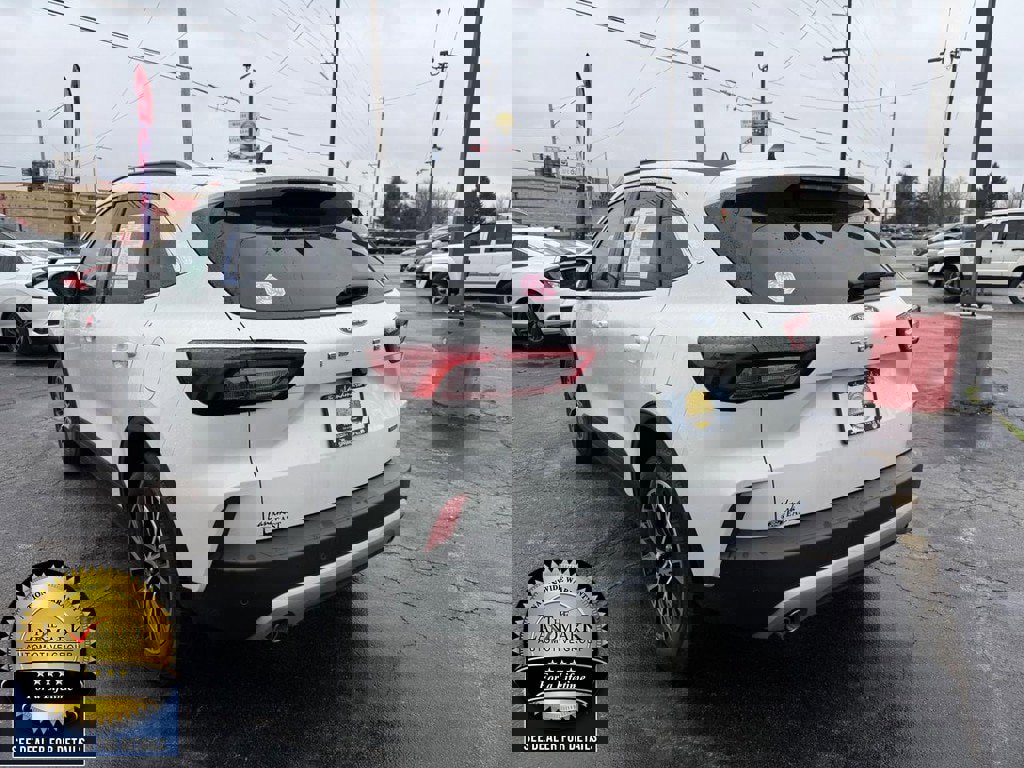 Used 2024 Ford Escape SE image 7