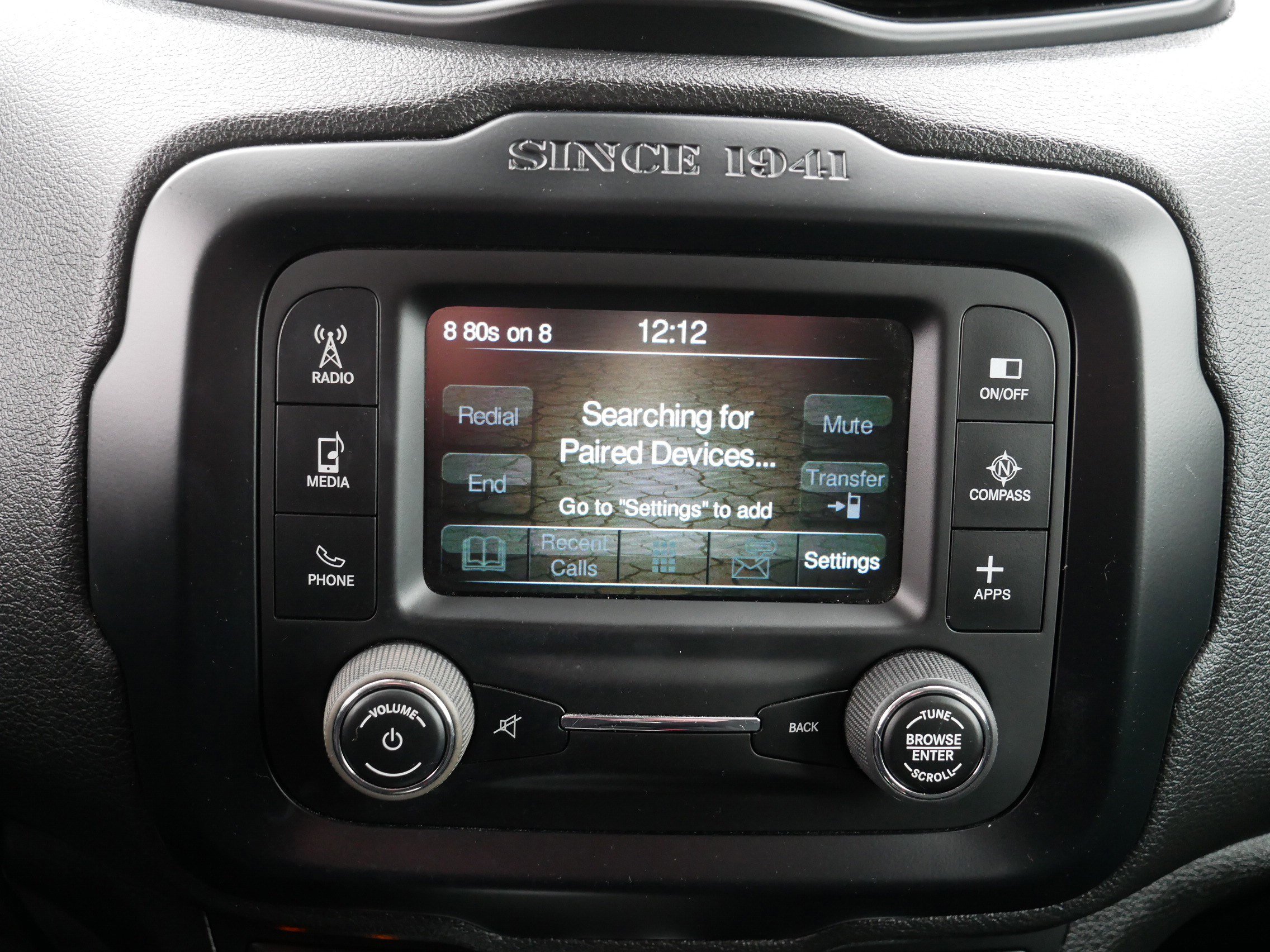 Used 2017 Jeep Renegade Latitude w/ Cold Weather Group image 30