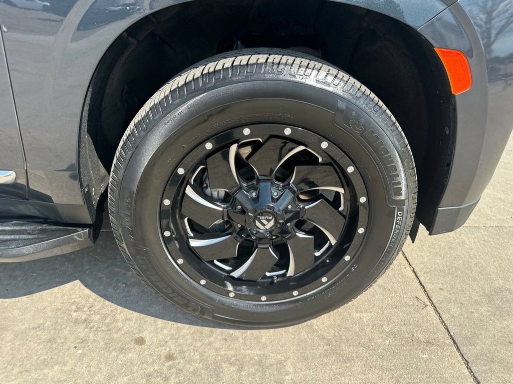 Used 2022 GMC Yukon Denali AWD/4WD image 42