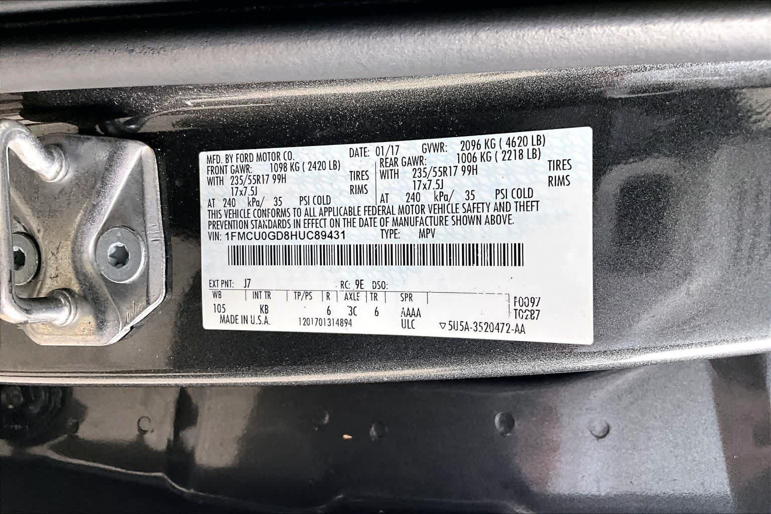 Used 2017 Ford Escape SE w/ Equipment Group 201A FWD image 31