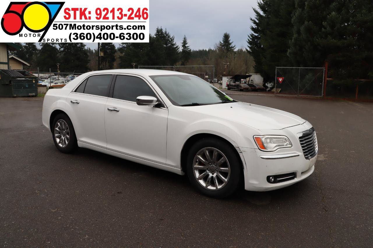 Used 2012 Chrysler 300 Limited RWD image 10