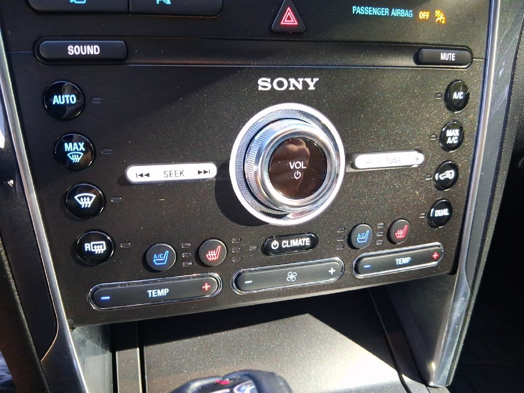 Used 2019 Ford Explorer Sport w/ Equipment Group 401A AWD/4WD image 12