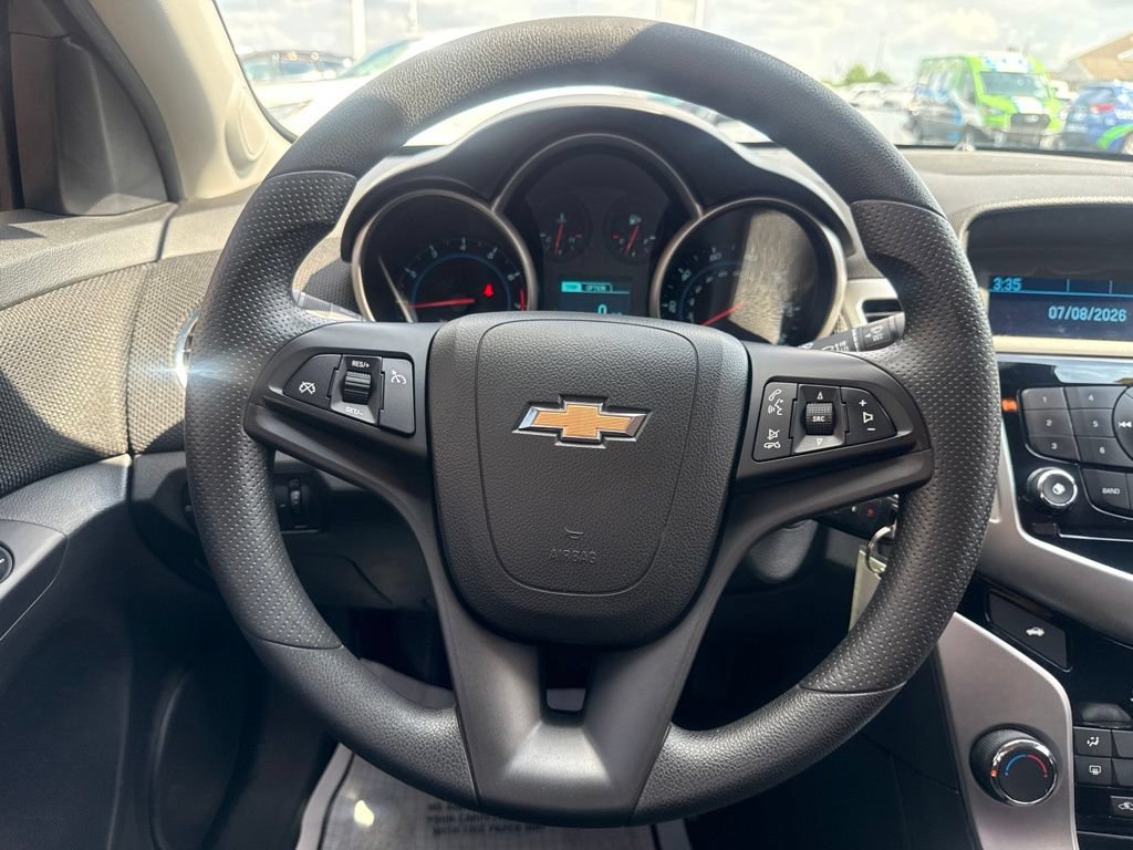 Used 2015 Chevrolet Cruze LT FWD image 28
