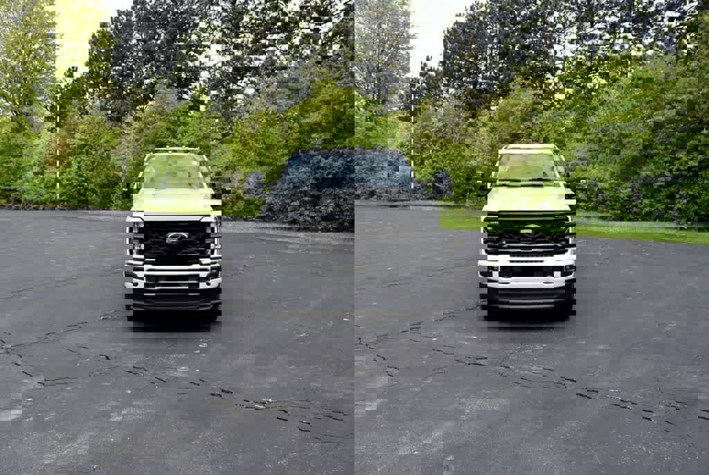New 2025 Ford F350 Lariat w/ Lariat Ultimate Package image 9