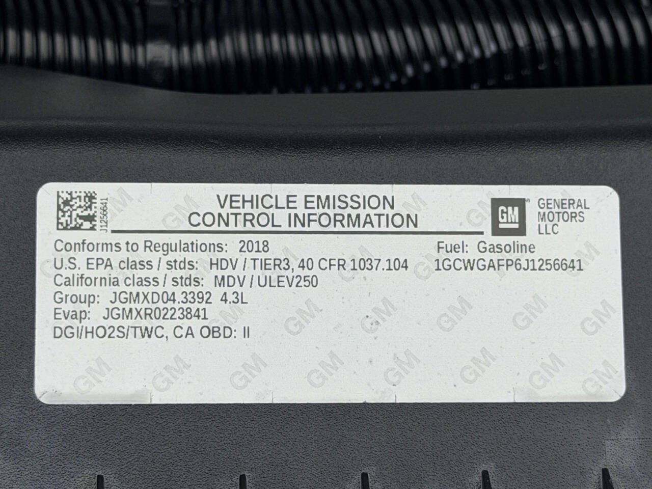 Used 2018 Chevrolet Express 2500 RWD image 19
