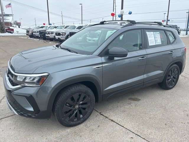 Used 2022 Volkswagen Taos S image 3