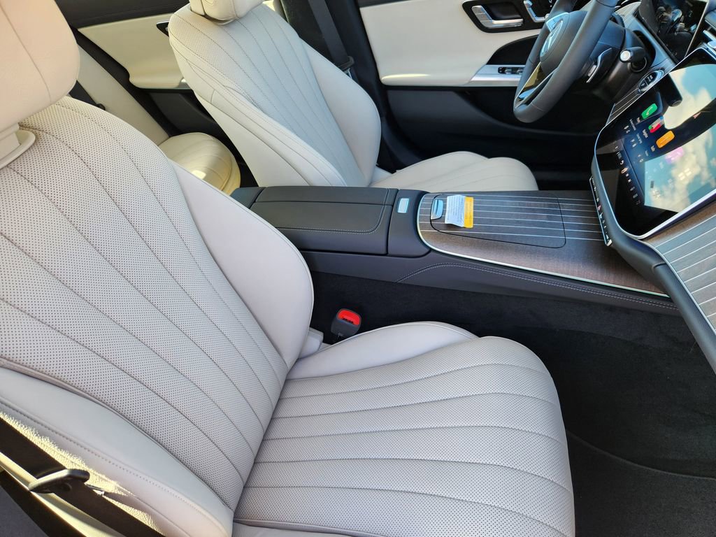 New 2026 Mercedes-Benz E 350 4MATIC Sedan image 13