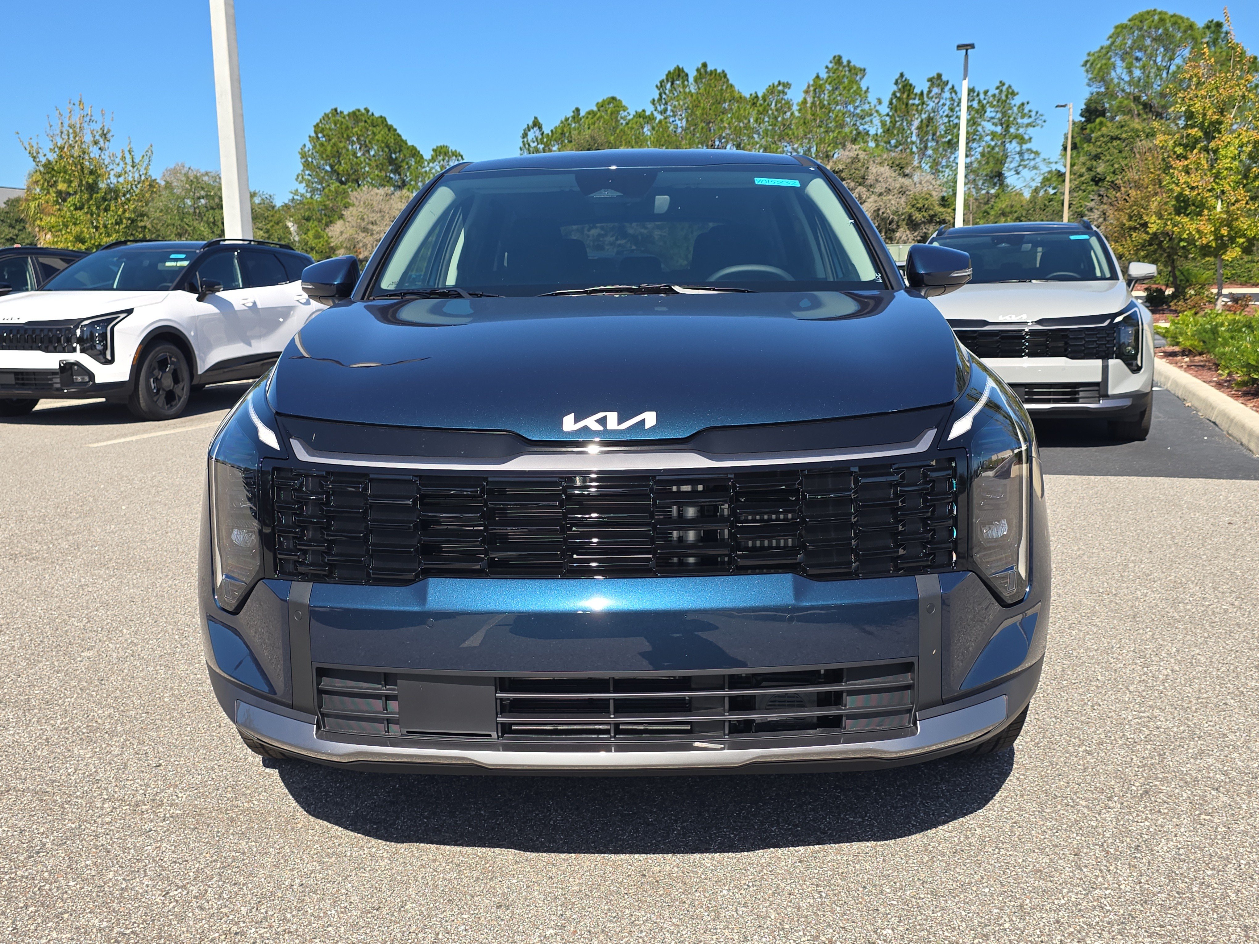New 2027 Kia Sportage S FWD image 3