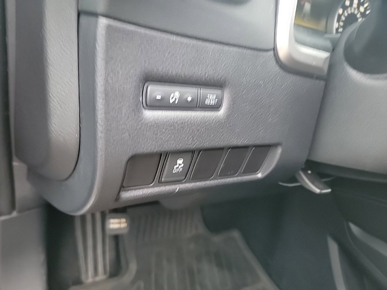 Used 2017 Nissan Murano SV image 22