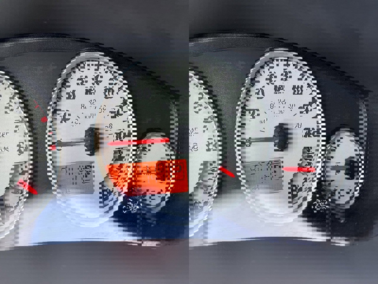 Used 2019 Nissan Frontier Desert Runner image 28