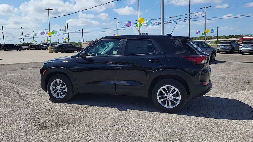 New 2026 Chevrolet TrailBlazer LS w/ LS Convenience Package FWD image 5