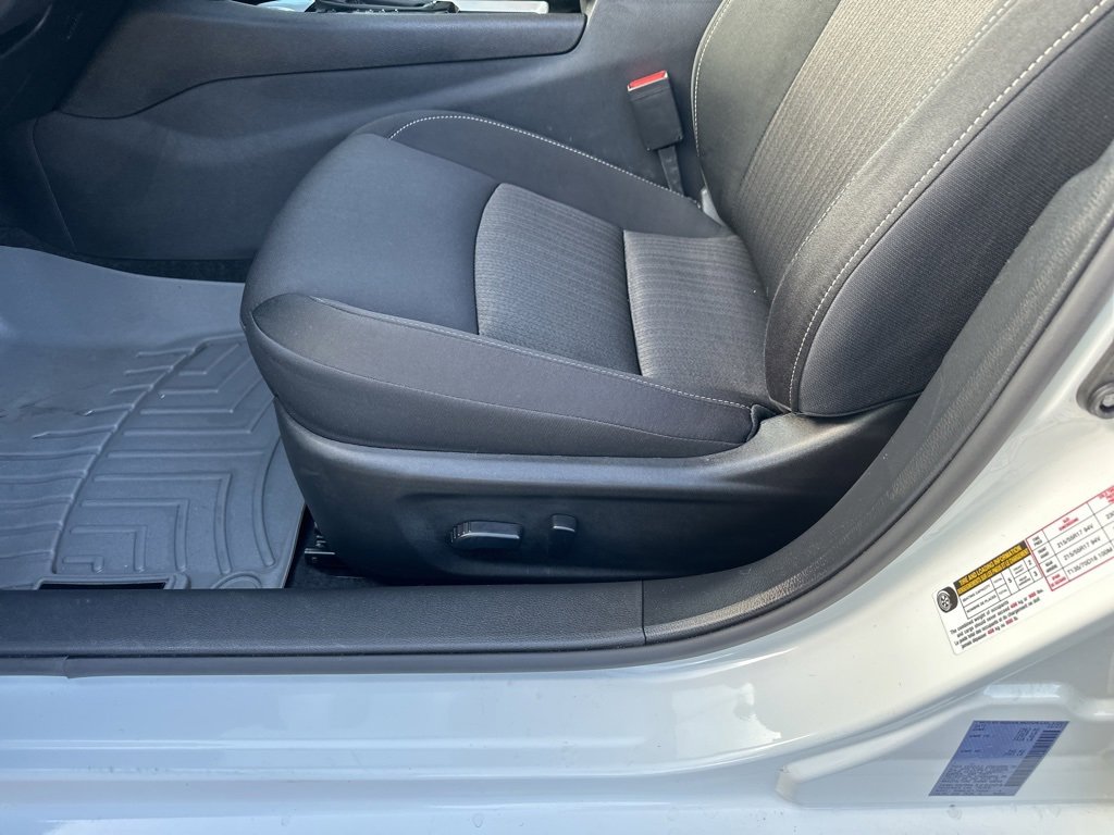 Used 2024 Nissan Altima 2.5 SV image 14