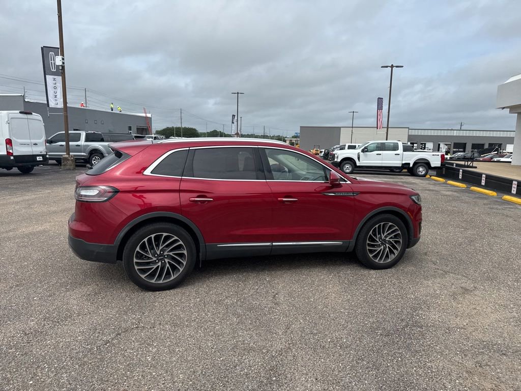 Used 2020 Lincoln Nautilus Reserve w/ Equipment Group 201A FWD image 14