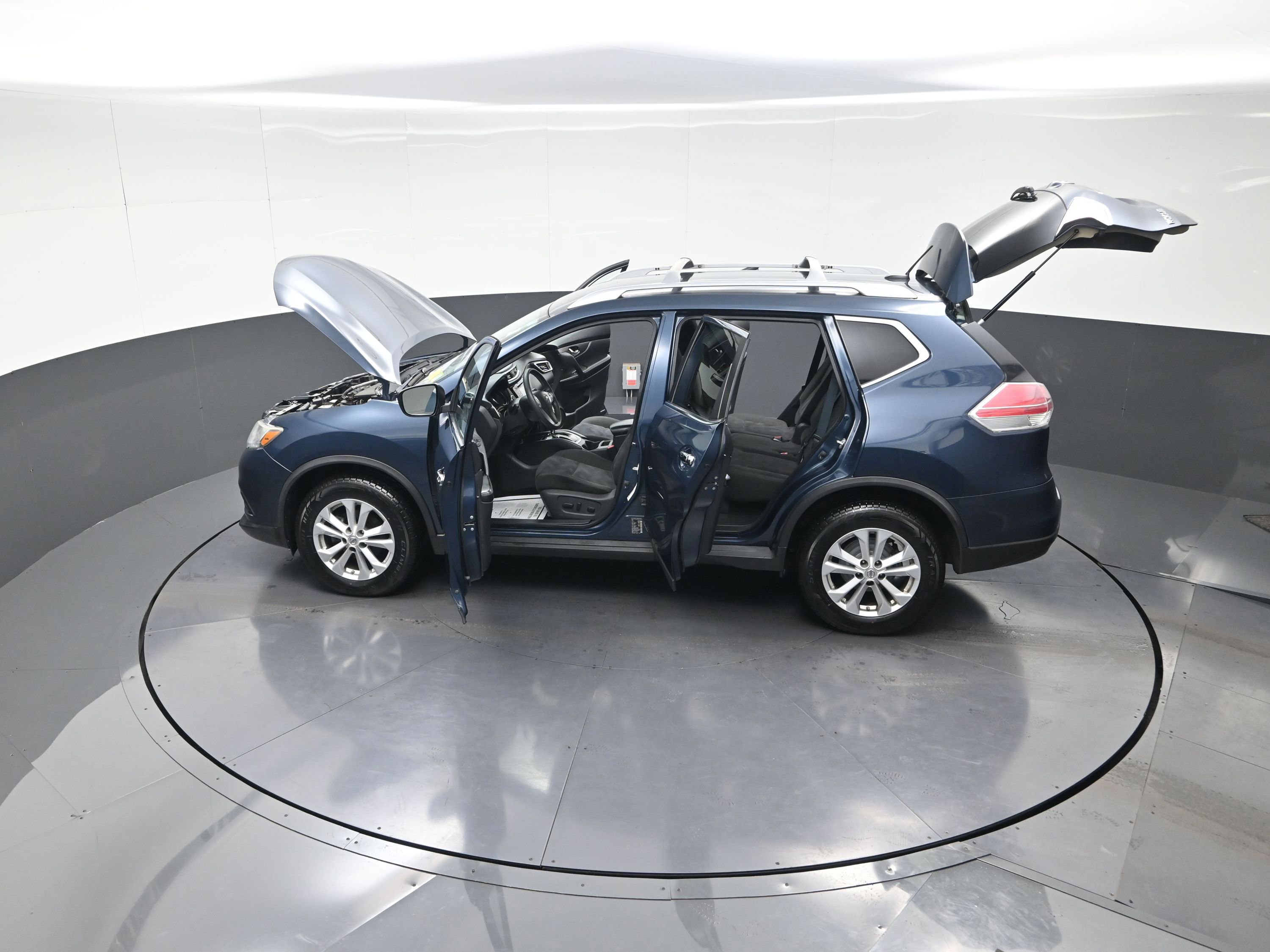 Used 2015 Nissan Rogue SV image 15