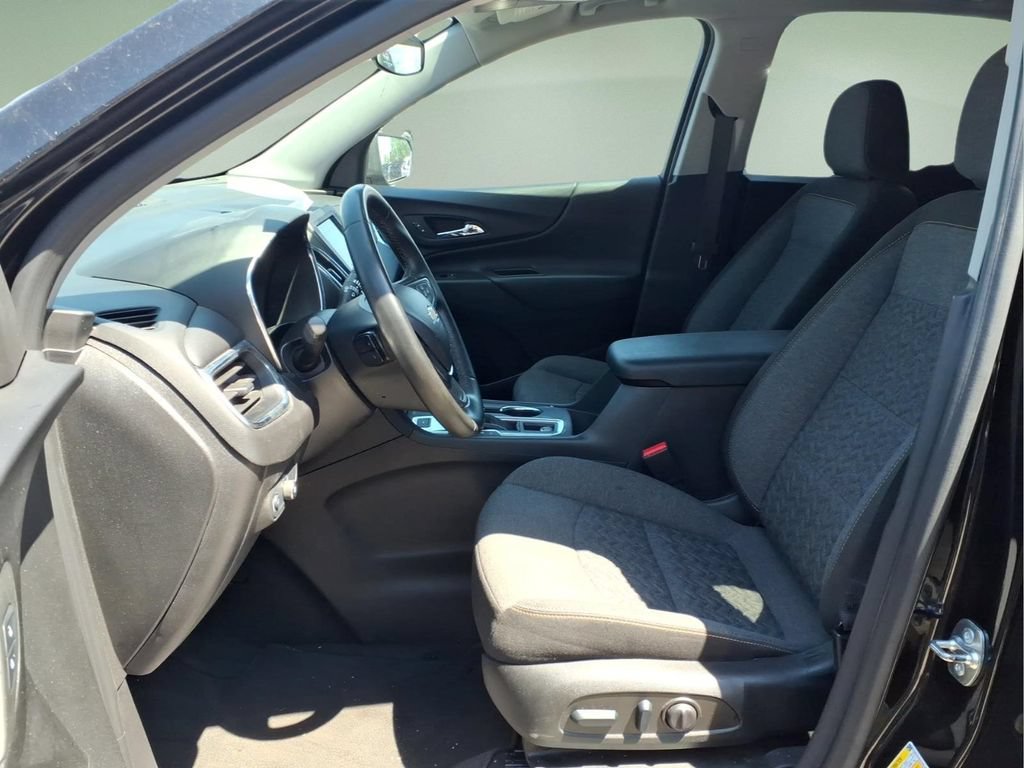 Used 2024 Chevrolet Equinox LT AWD/4WD image 4