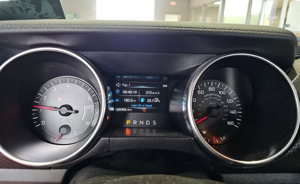Used 2019 Ford Mustang Convertible RWD image 13