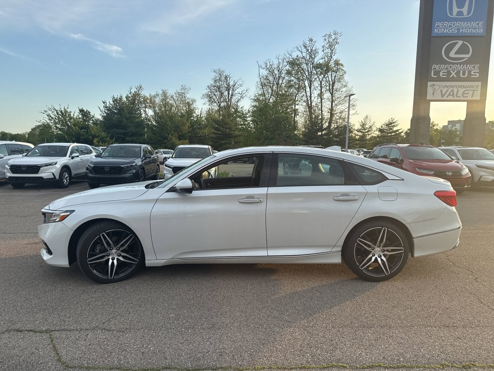 Certified 2021 Honda Accord Touring image 2