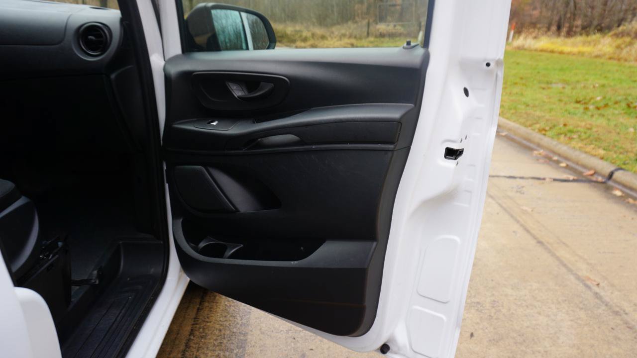 Used 2020 Mercedes-Benz Metris w/ Safety Package image 21