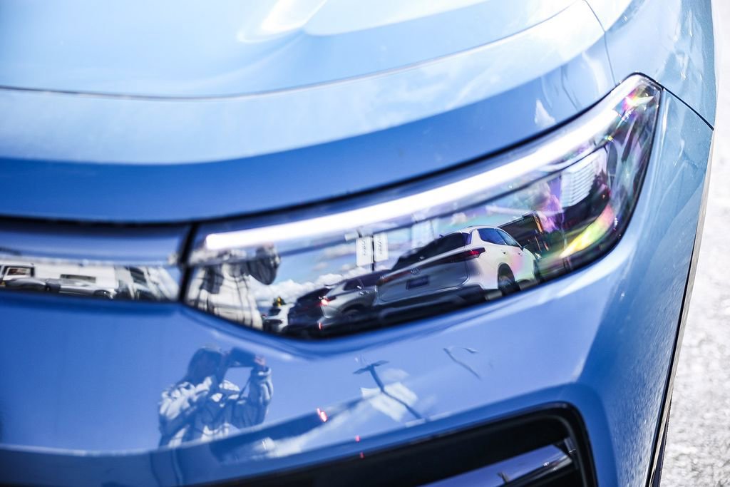 New 2026 Volkswagen Tiguan SE R-Line image 18