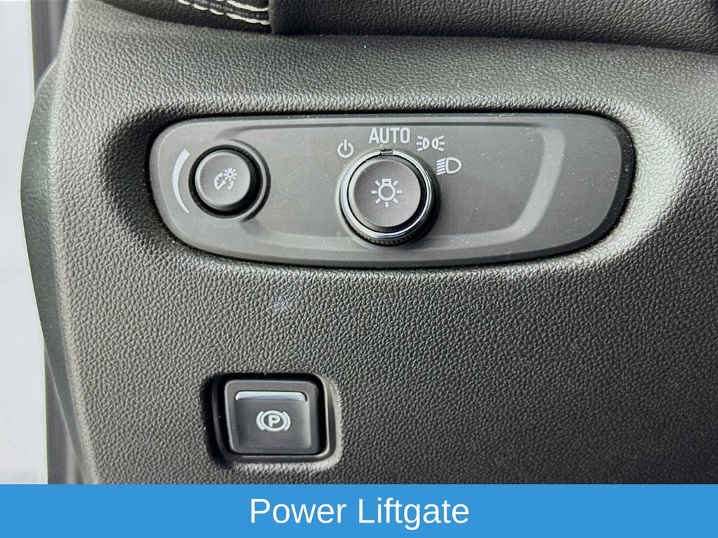 Used 2023 Chevrolet Blazer LT FWD image 11